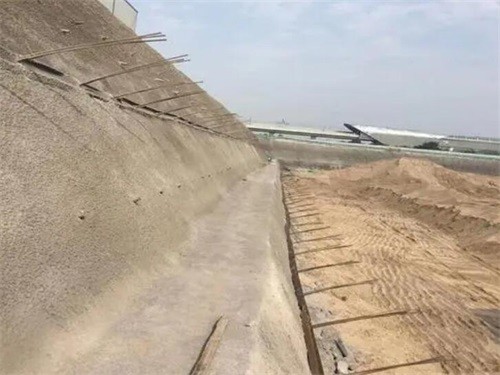 苏家屯河道边坡加固